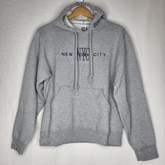 NYC Fruit of the Loom Hoodie - Picture 1 of 3